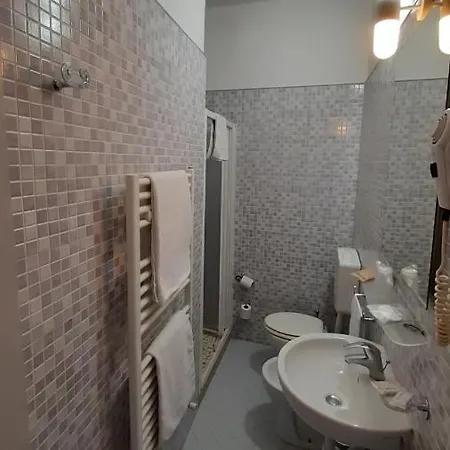 Moderno لوكا