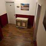 Moderno Hotel Lucques