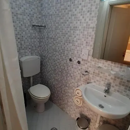 Hotel Moderno 2*