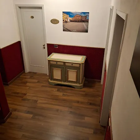 Moderno Hotel Lucca