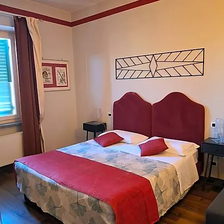 Hotel Moderno 2*