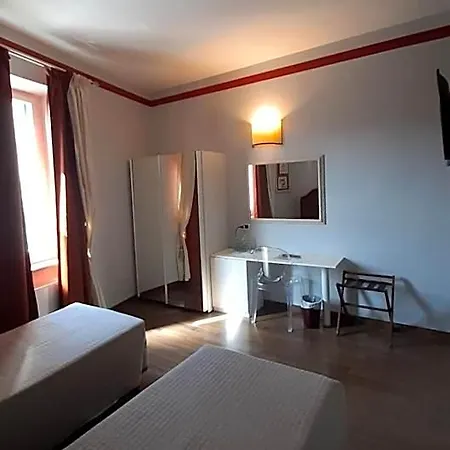 Moderno 2* Lucca