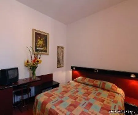 Moderno Hotel Lucca